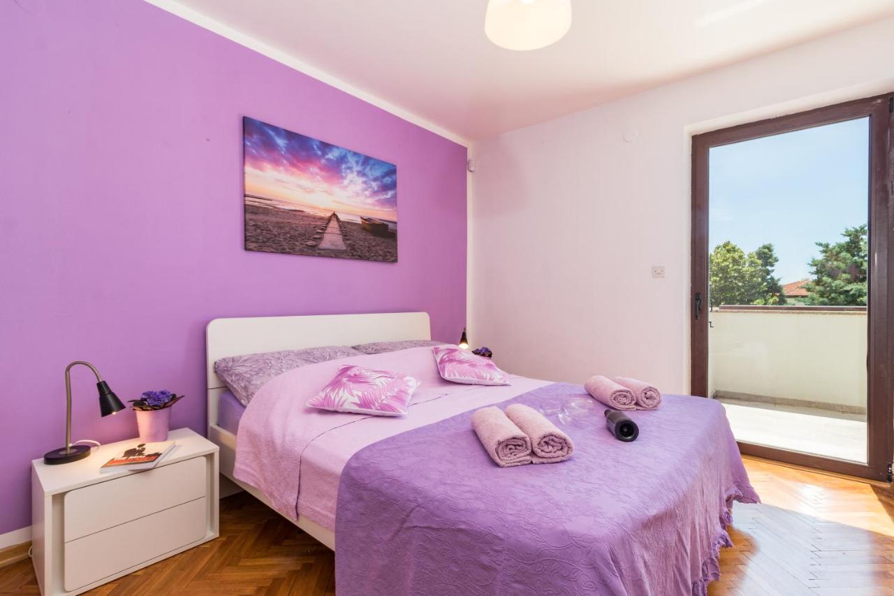 Villa Andrija Family Dream With Heated Pool At The Sea With Beautiful Garden, Outside Cinema And Kids Playground 法扎纳 外观 照片