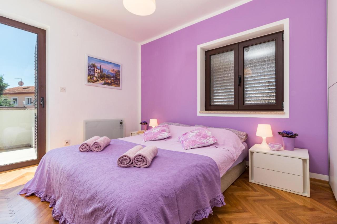 Villa Andrija Family Dream With Heated Pool At The Sea With Beautiful Garden, Outside Cinema And Kids Playground 法扎纳 外观 照片